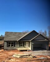  W Roper Rd, Easley SC