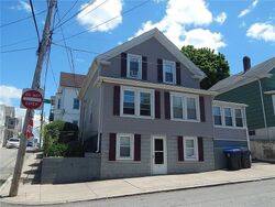 Pre-foreclosure in  CROWN ST Providence, RI 02909