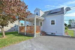 Pre-foreclosure in  COTTAGE ST Pawtucket, RI 02861