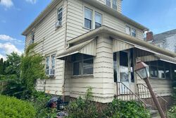  Chapel St, Kingston PA