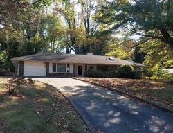Pre-foreclosure in  BONNIE BRAE DR Huntingdon Valley, PA 19006