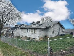  Seymour Ave, Buckeye Lake OH
