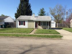 Pre-foreclosure in  MARCHMONT DR Fairborn, OH 45324