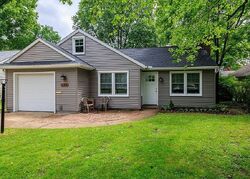 Pre-foreclosure in  FRANKLIN DR Berea, OH 44017