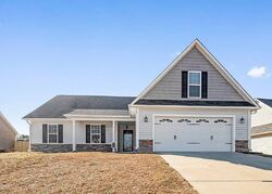 Pre-foreclosure in  CEDAR PASS DR Hope Mills, NC 28348