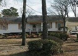 Pre-foreclosure in  LAKE VALLEY DR Fayetteville, NC 28303