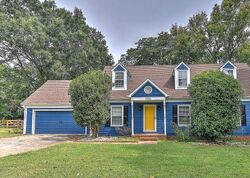 Pre-foreclosure in  PHILLIPS RD Matthews, NC 28105