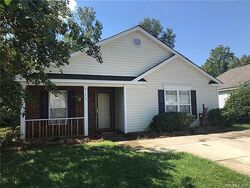 Pre-foreclosure in  MCINTYRE RIDGE DR Charlotte, NC 28216