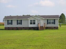 Pre-foreclosure in  SAYERS LN Richlands, NC 28574