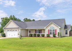 Pre-foreclosure in  CAROLINA OAKS CIR Linden, NC 28356