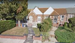 Pre-foreclosure in  DUNLOP AVE Saint Albans, NY 11412