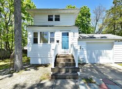 Pre-foreclosure in  NORTH DR Massapequa, NY 11758