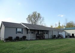 Pre-foreclosure in  PEET ST Middleport, NY 14105