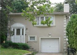 Pre-foreclosure in  EDGEGROVE AVE Staten Island, NY 10309