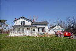 Pre-foreclosure in  LAWRENCE RD Hilton, NY 14468