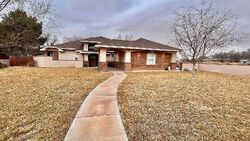 Pre-foreclosure in  N MONTANA AVE Roswell, NM 88201