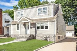 Pre-foreclosure in  ROWLAND AVE Clifton, NJ 07012