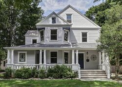 Pre-foreclosure in  SYCAMORE AVE Shrewsbury, NJ 07702