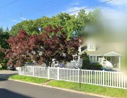 Pre-foreclosure in  MILLINGTON DR Midland Park, NJ 07432