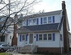 Pre-foreclosure in  HILLCREST AVE Collingswood, NJ 08108