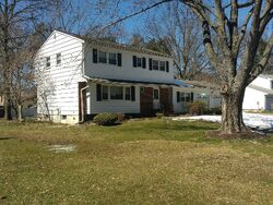 Pre-foreclosure in  JEFFREY LN Hightstown, NJ 08520