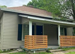 Pre-foreclosure in  N MAIN ST Independence, MO 64050