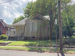  9th St N, Columbus MS