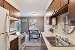 Pre-foreclosure in  11TH AVE S  Hopkins, MN 55343
