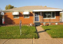 Bell Ave, Eastpointe MI