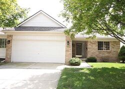 Mayfield Dr, Macomb MI
