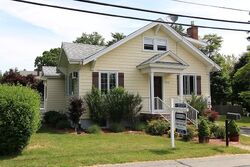 Pre-foreclosure in  NORWOOD ST Swansea, MA 02777