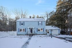 Pre-foreclosure in  S MAIN ST Hopedale, MA 01747