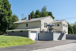 Pre-foreclosure in  MAIN ST Leominster, MA 01453