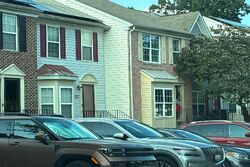 Pre-foreclosure in  SPRINGMAID LN Oxon Hill, MD 20745