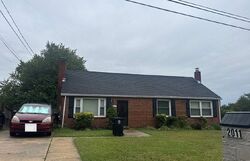 Pre-foreclosure in  BELFAST DR Fort Washington, MD 20744