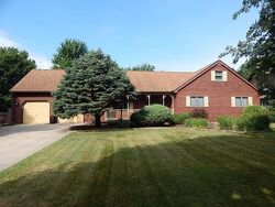 Pre-foreclosure in  ROSSFORD LN New Lenox, IL 60451