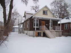Pre-foreclosure in  153RD PL Calumet City, IL 60409