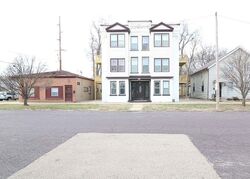 Pre-foreclosure in  NE PERRY AVE Peoria, IL 61603