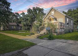 Pre-foreclosure in  S SUMNER AVE Peoria, IL 61605