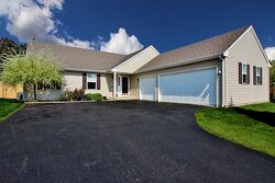Pre-foreclosure in  ANDERSON DR Lake In The Hills, IL 60156