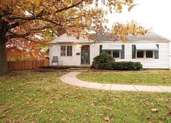 Pre-foreclosure in  W NORTHCREST AVE Peoria, IL 61614
