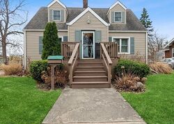 Pre-foreclosure in  181ST ST Lansing, IL 60438