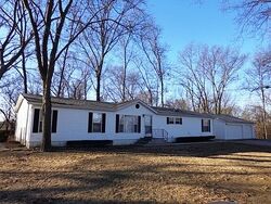 Pre-foreclosure in  162ND AVE W Illinois City, IL 61259