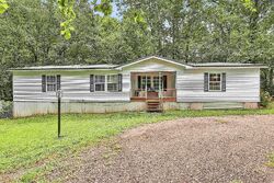 Pre-foreclosure in  MINNIE SEWELL RD Grantville, GA 30220