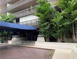  S Bayshore Dr H, Miami FL