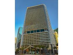 Pre-foreclosure in  BRICKELL BAY DR  Miami, FL 33131