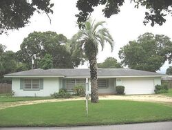 Pre-foreclosure in  BUGLE LN Clearwater, FL 33764