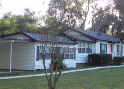  Lake Dr, Jacksonville FL