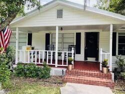 Pre-foreclosure in  SW 252ND ST Newberry, FL 32669