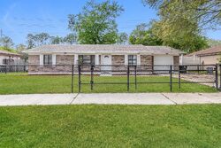Pre-foreclosure in  ORIELY DR W Jacksonville, FL 32210